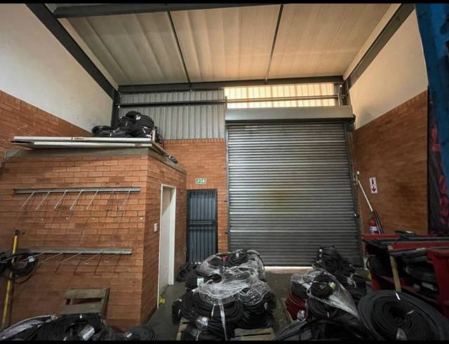 INDUSTRIAL PROPERTY TO RENT IN HENNOPSPARK